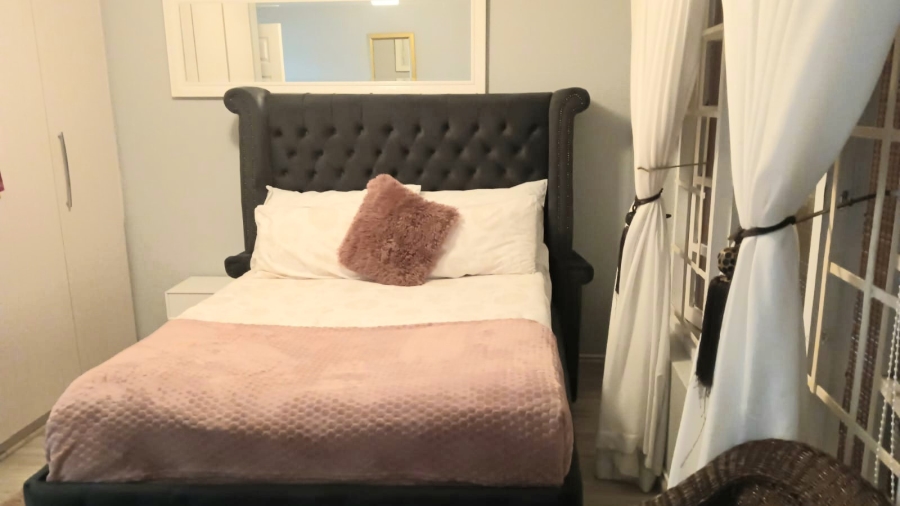 4 Bedroom Property for Sale in Beacon Bay Eastern Cape